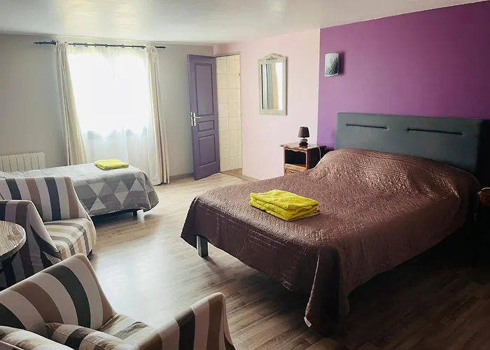 Ei Domaine Du Bouygues D'hotes 3*