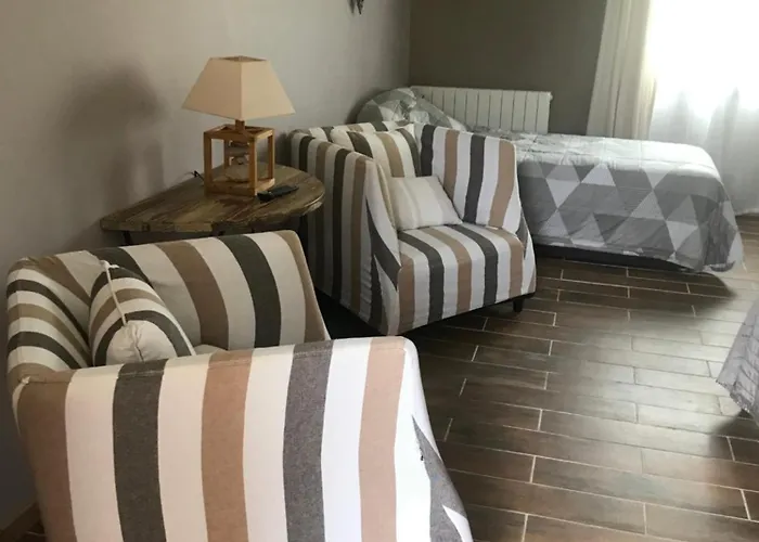 Ei Domaine Du Bouygues D'hotes Le Juge