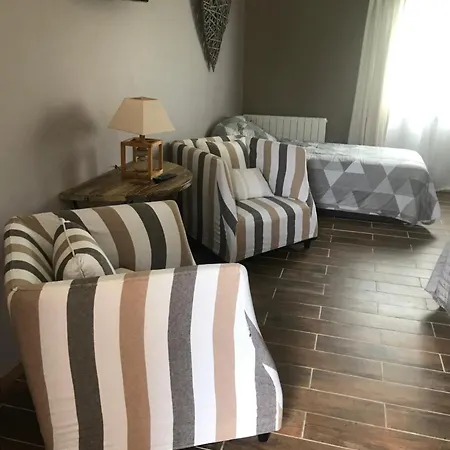 Ei Domaine Du Bouygues D'hotes Le Juge